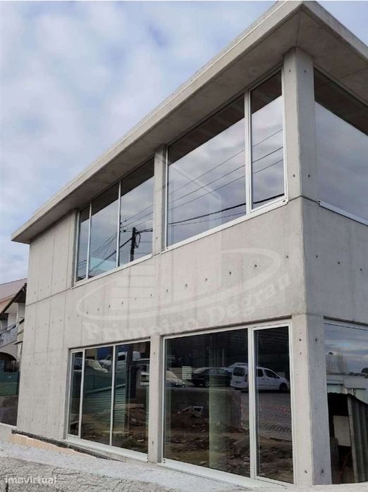 Pavilhão versátil para armazém, serviços, indústria, comércio e restau