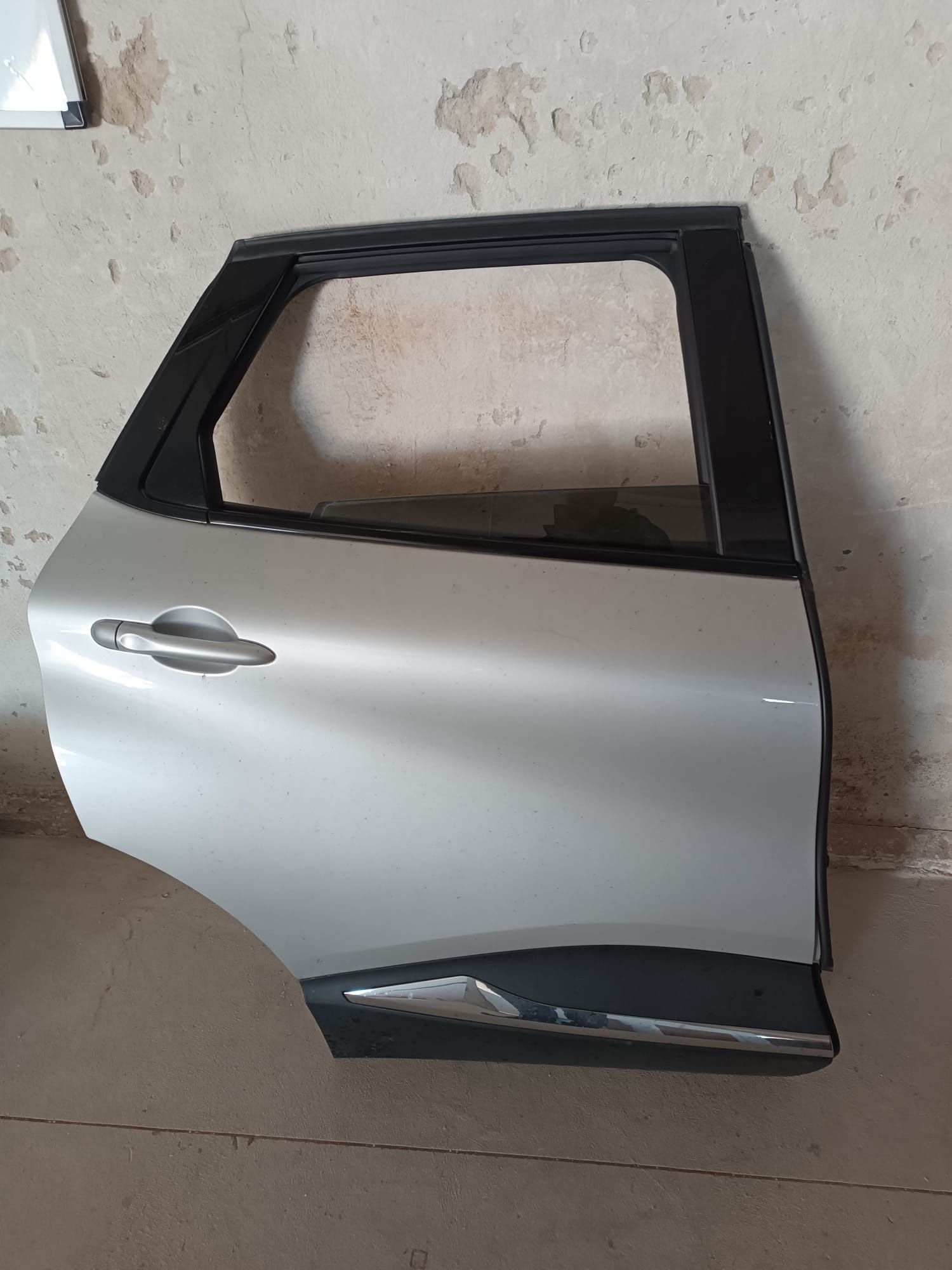 Sprzedam do reanult captur l prawe ted69