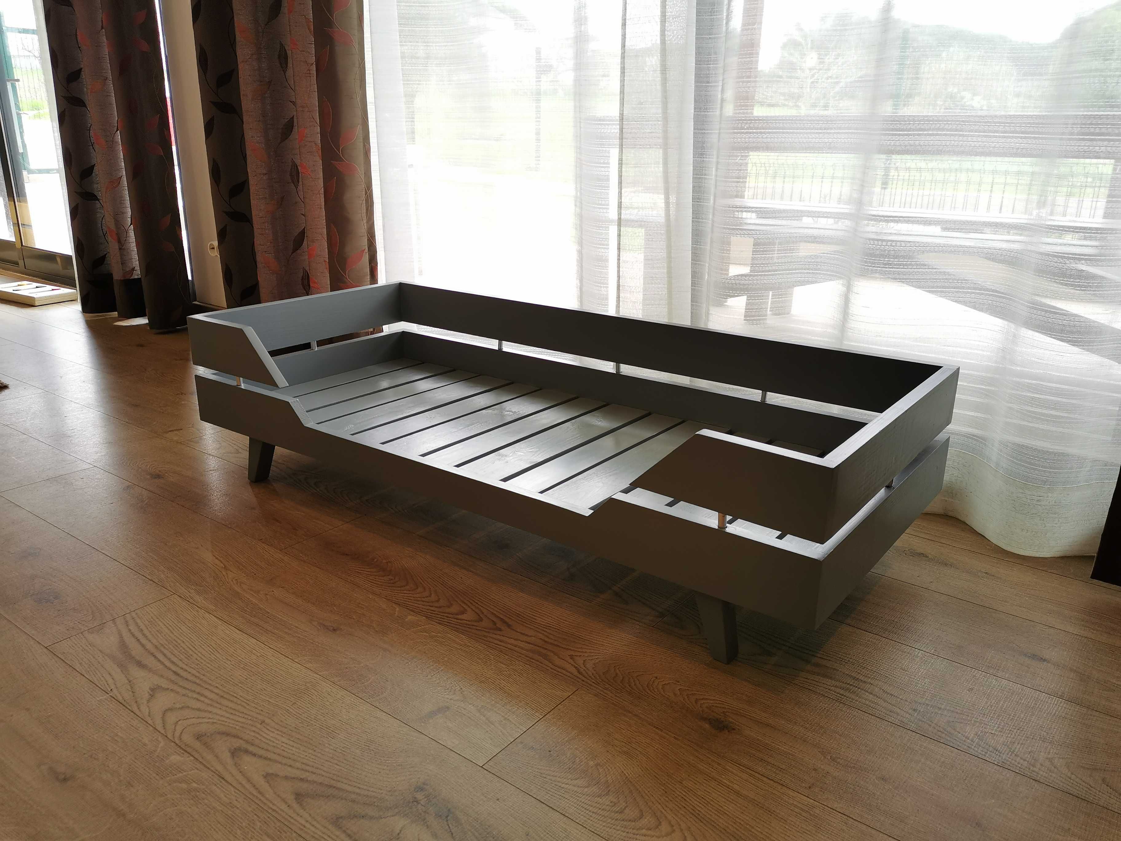 MSWood - Cama para cães/gatos modelo "Bessie 1 e Bessie 2"