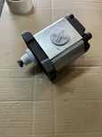Pompa hydraulicza prawa 26cm/3 39L
