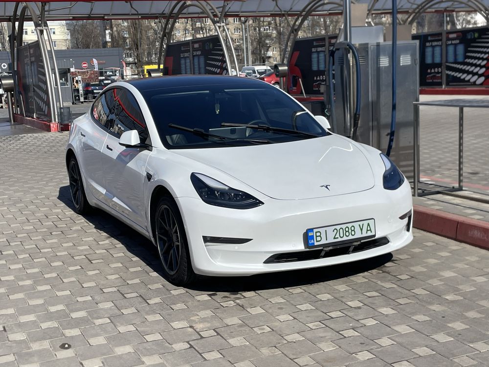 Tesla Model 3 Long Range (Dual Motor) 2021 рік