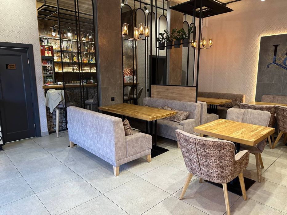 Продаж 2-х закладів в цетрі міста