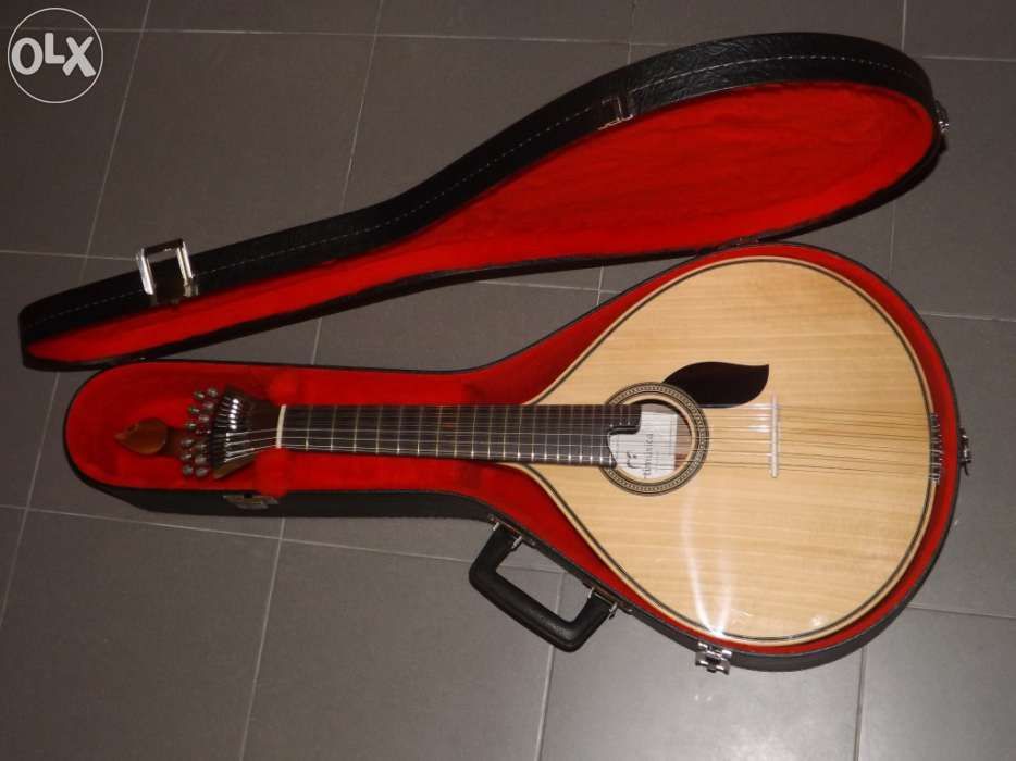 Guitarra de fado - modelo Coimbra e estojo