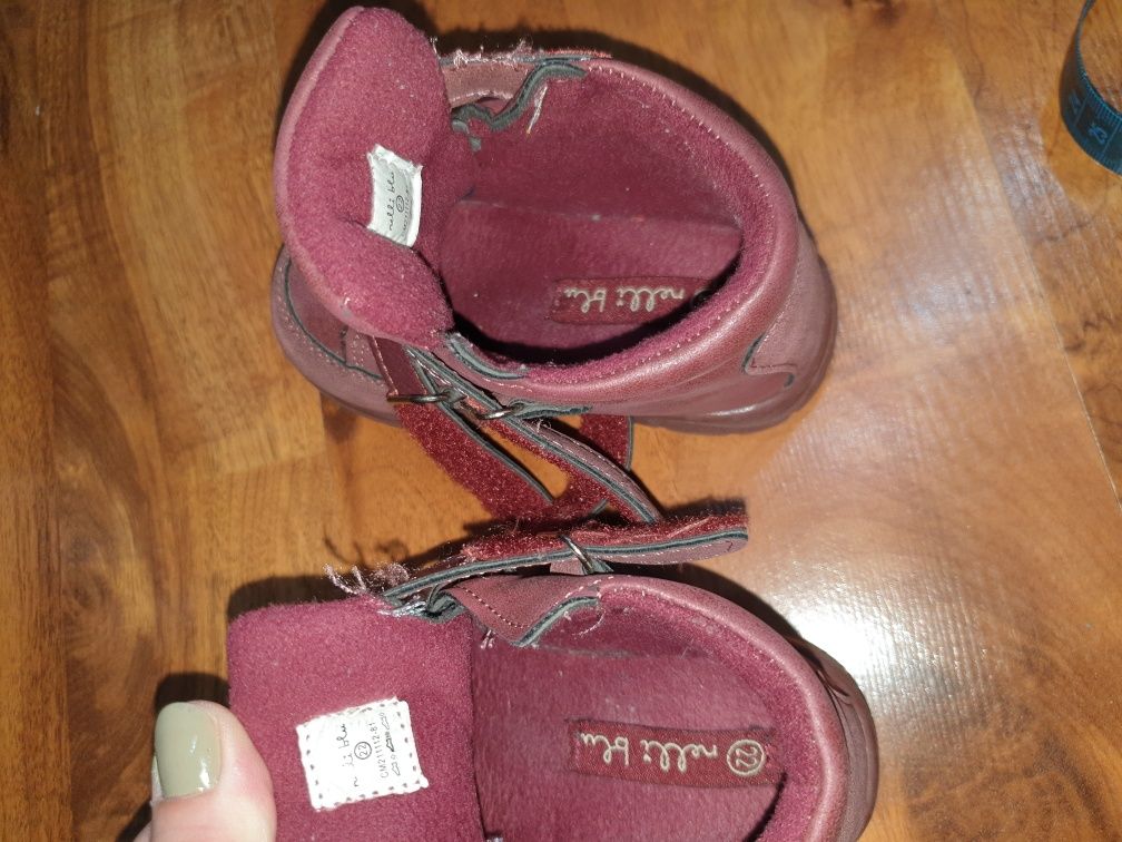 Buty zimowe za kostkę dla dziewczynki r.22, dł.wkładki 13.5cm