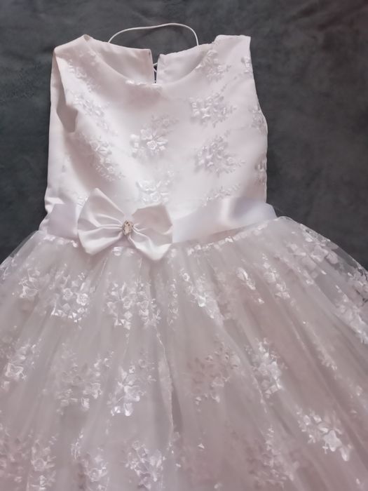 Плаття для першого причастя