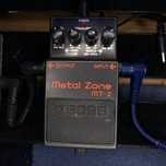 Pedal de Guitarra Boss Metal Zone MT-2 (High Gain Distortion)