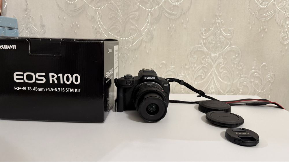 Canon EOS R100 + RF-S 18–45mm KIT