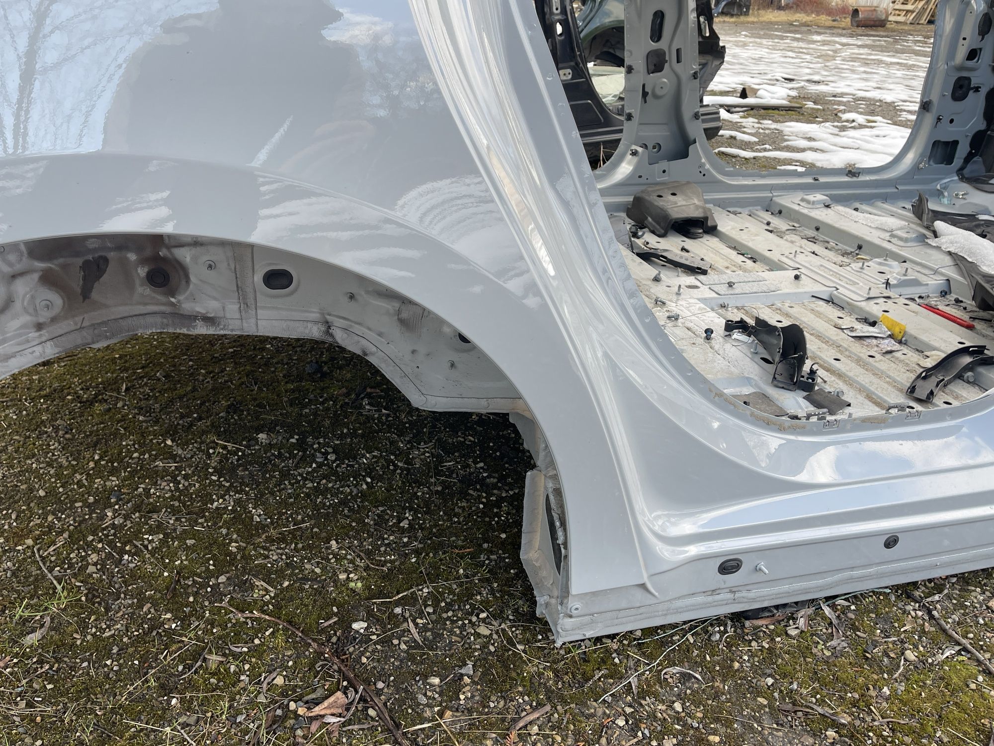 Чверть задня права четверть Mercedes EQE 53 2022-