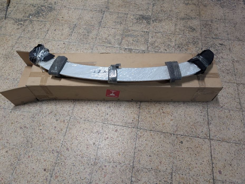 BMW 530 GT spoiler original novo na caixa nunca usado.