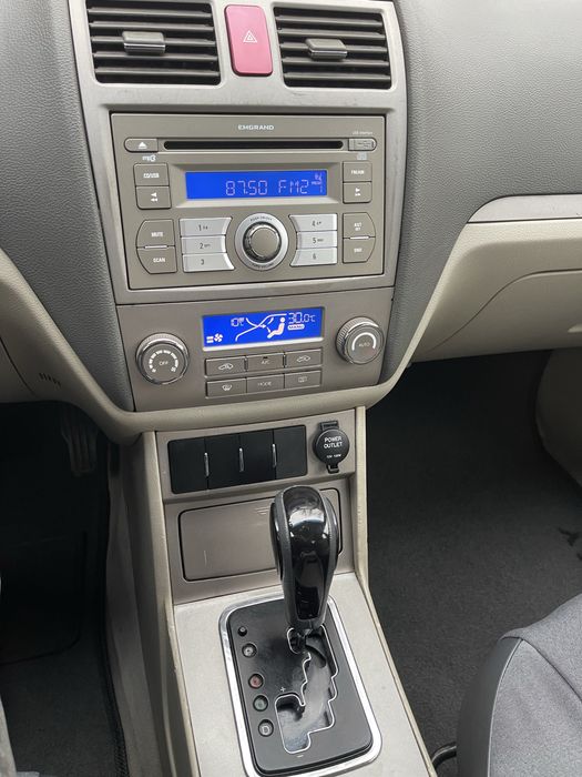 Продам Geely Emgrand automat