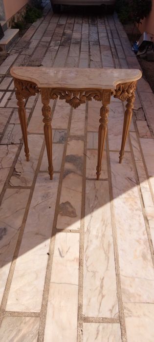 credencia com pedra em mármore