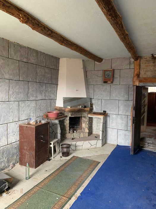 Продається приміщення в с.Мартинів