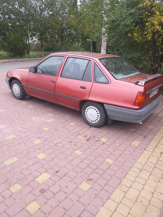 Opel kadeta седан