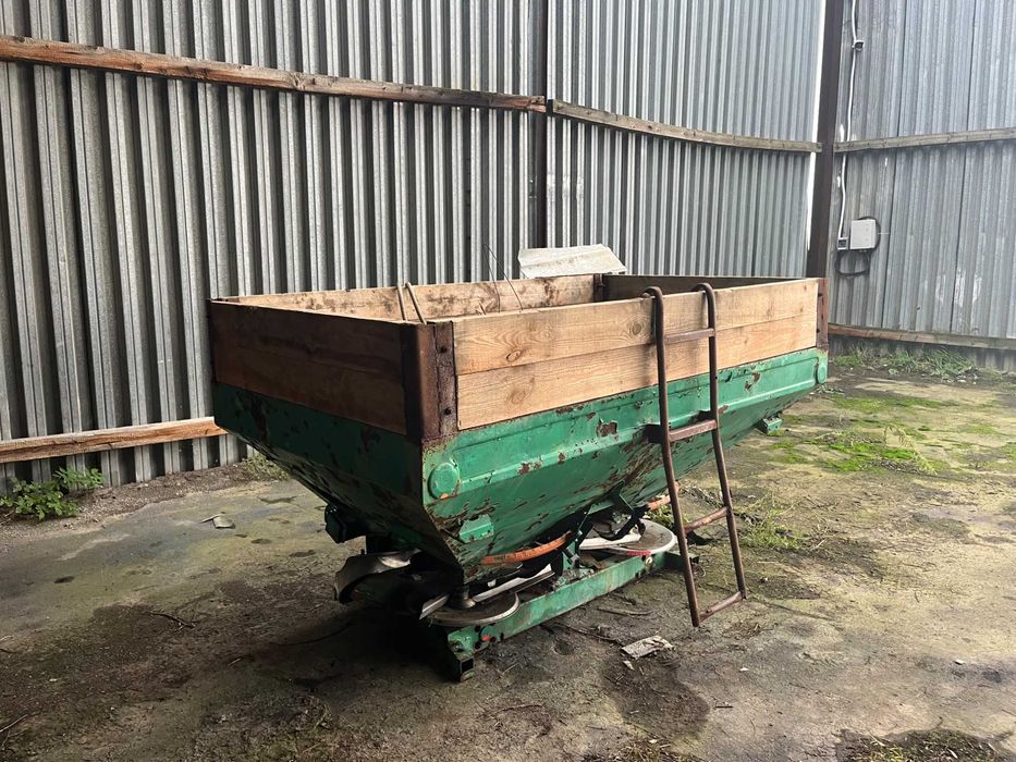 Розкидачі мінеральних добрив Amazone ZAM-18, 2008р