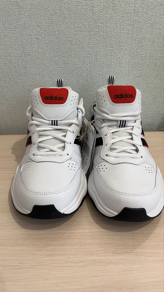 Чоловічі кросівки Adidas Strutter 44, 27,5 - 28 см