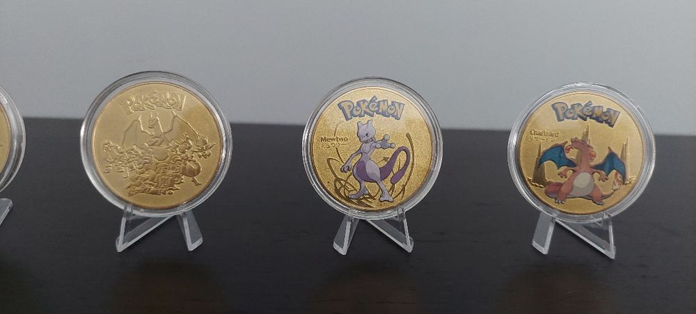 Moedas POKÉMON em Metal maciço 6 Unidades + Apliques NOVAS