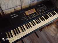 Keyboard Roland EM-50