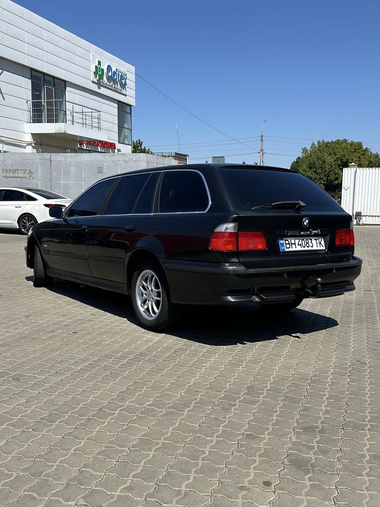 BMW E39 2.5 дизель Автомат