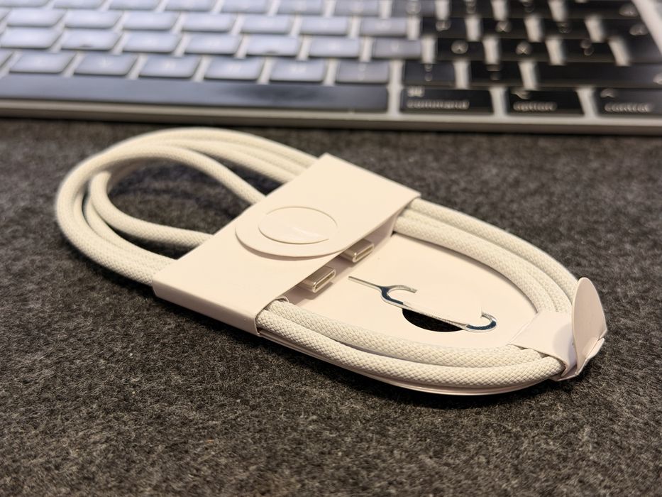 Kabel iphone Apple USB/C USB-C + Kluczyk SIM Igła