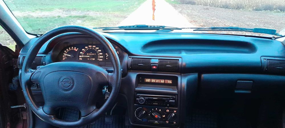 Opel Astra F 1.4 16v 1997 47tyś przebiegu