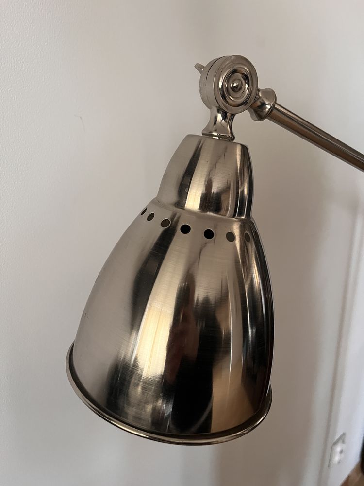 Lampa podłogowa chromowana