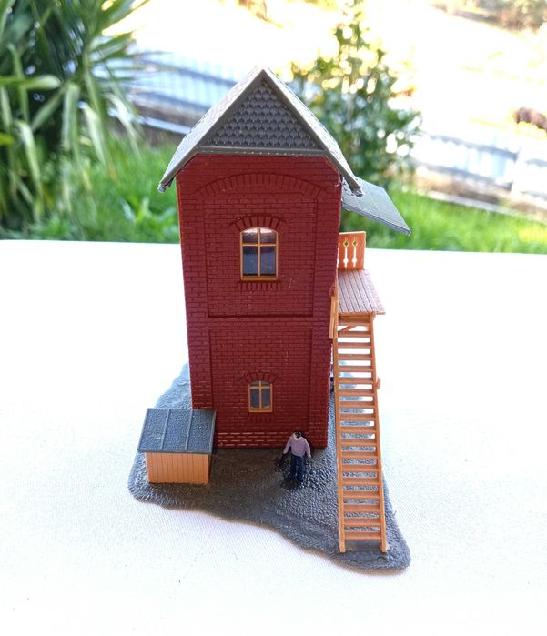 POLA, Torre de controle ferroviário