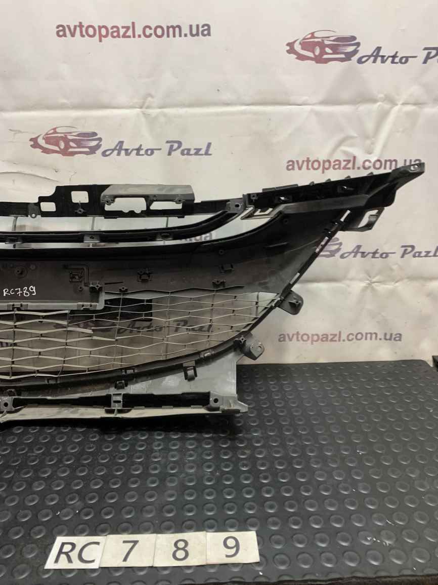 Mazda 3 BL 09-13 решітка бампера  RC0789 BCM5501T1