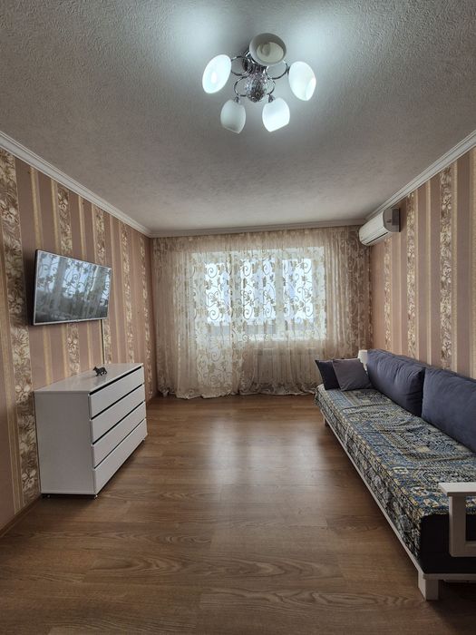 Здам 2-к квартиру, на 11  МКР.