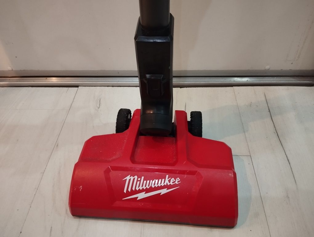 Milwaukee M18 FCVL FUEL odkurzacz akumulatorowy 18v  5.0ah