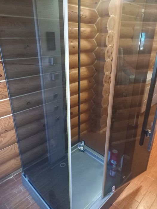 Бокс для душу преміум сигменту