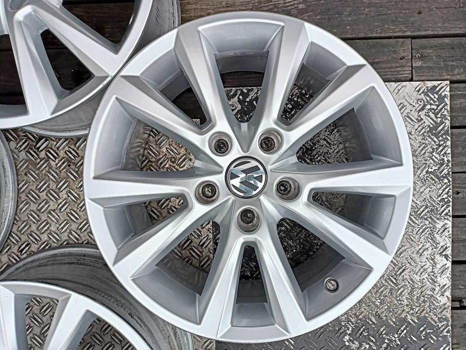 Oryginał felgi 18cali Volkswagen Touareg Audi Q7 Porsche Cayenne 8116