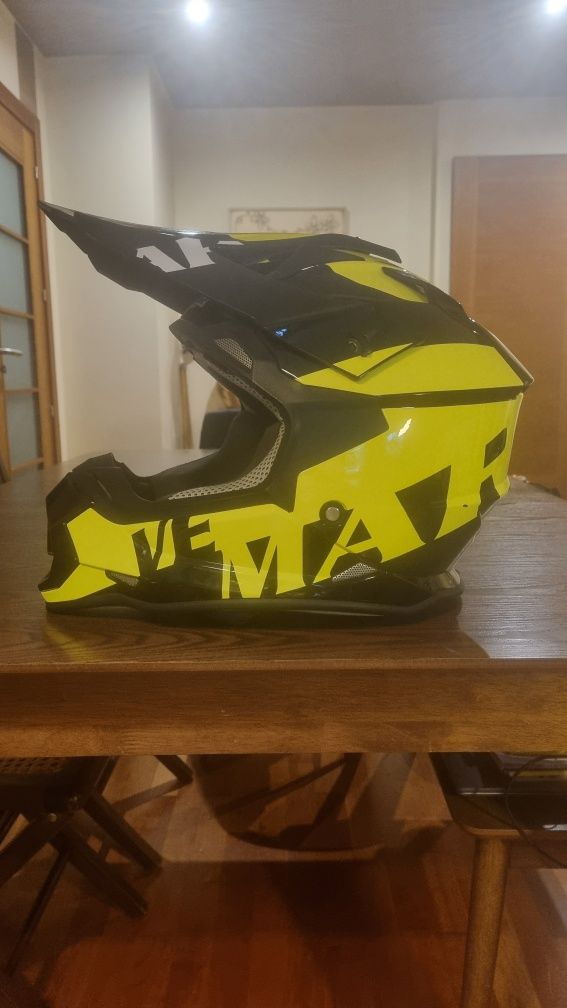 Capacete aventura VEMAR