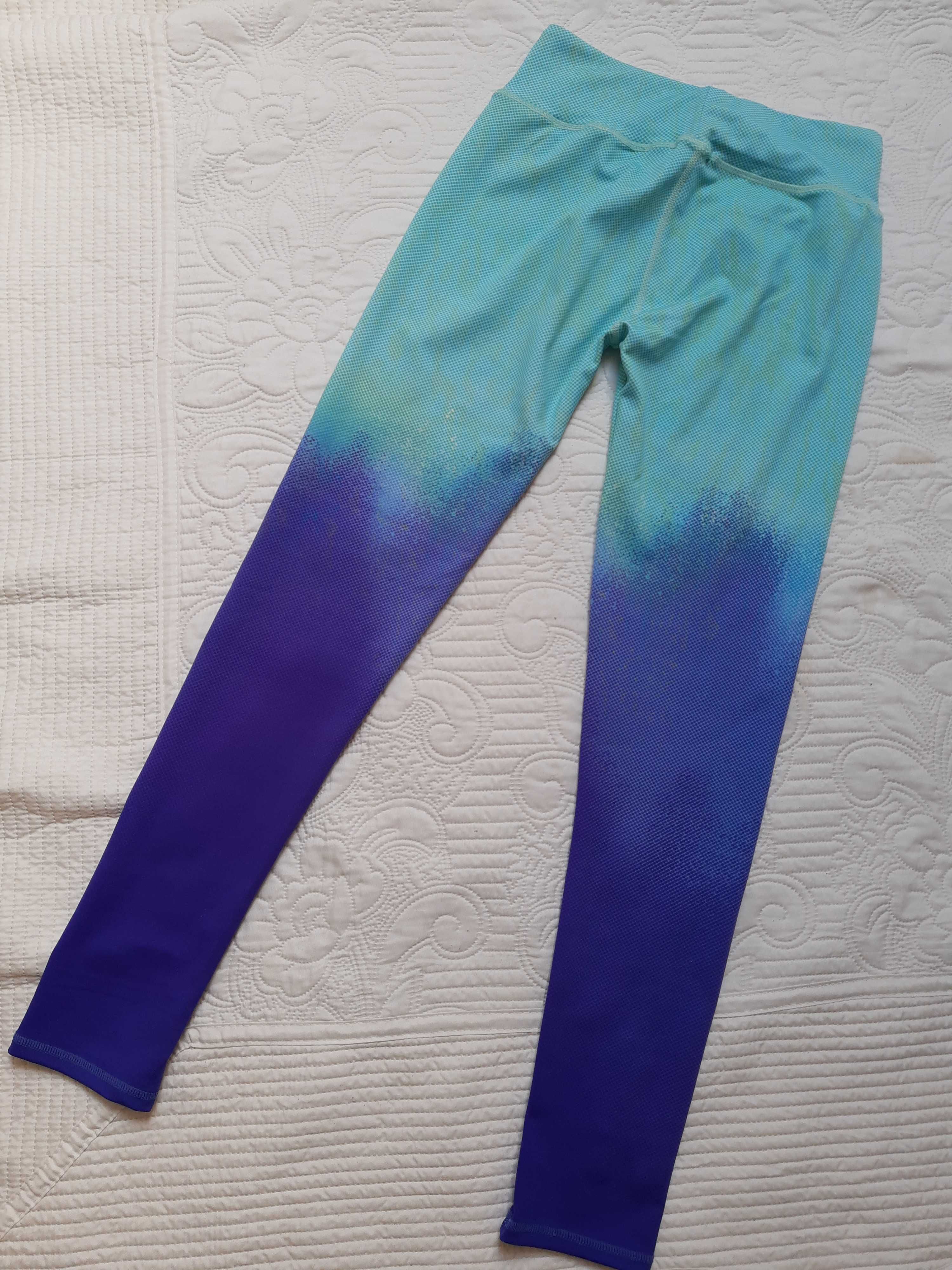 Legginsy sportowe, kolory niebieskie, S/małe M, wzór.