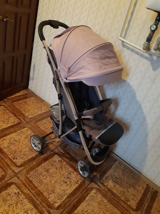 Коляска прогулочная Карело як нова