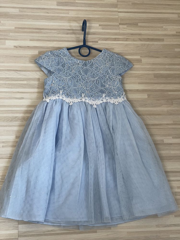 Фатінова святкова сукня для дівчинки 5-6 років