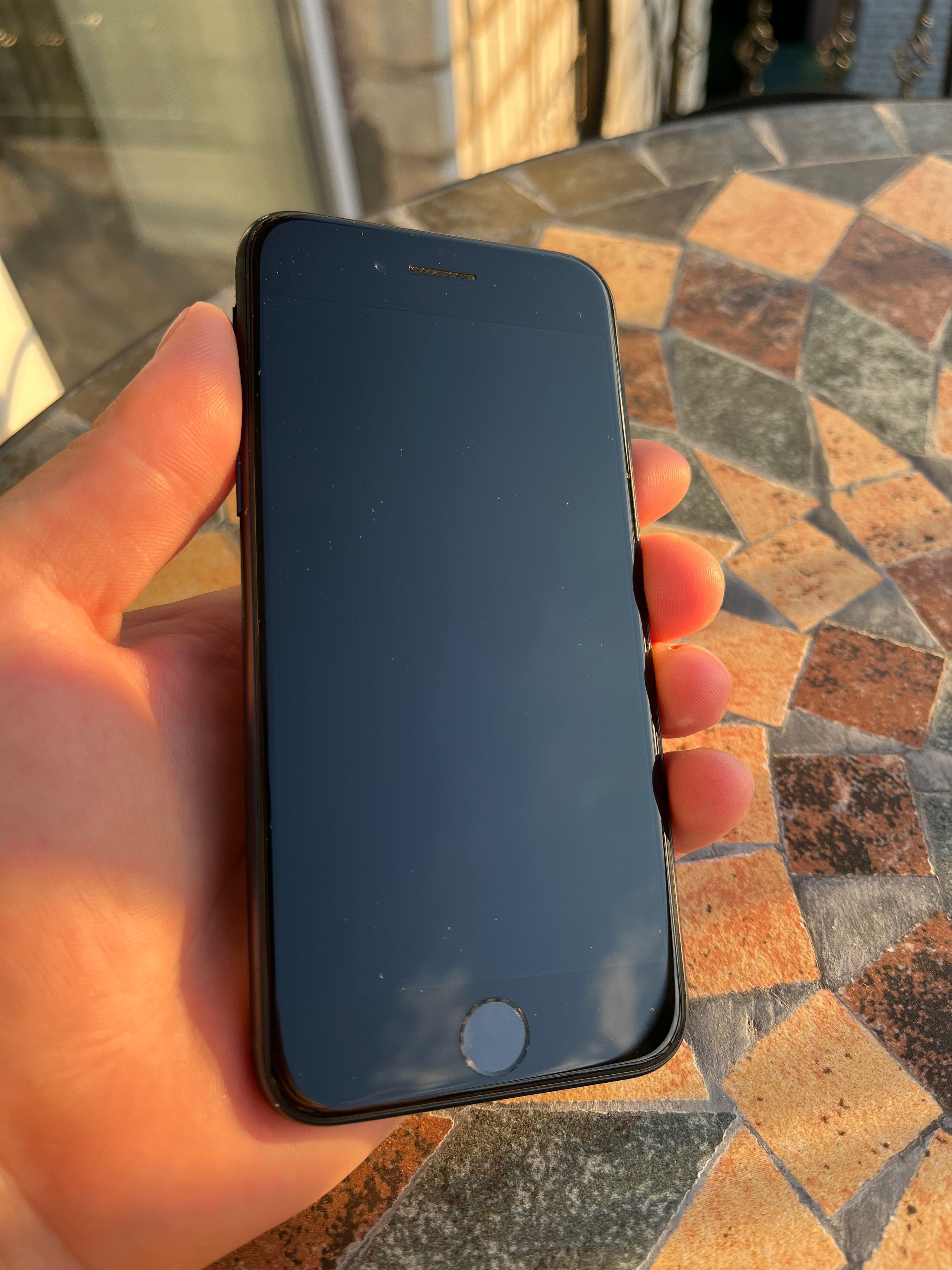 iPhone SE 3 Neverlock 64 gb