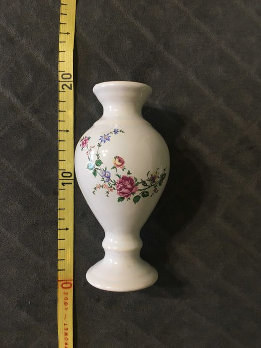 Wazonik z popielniczką porcelanowe