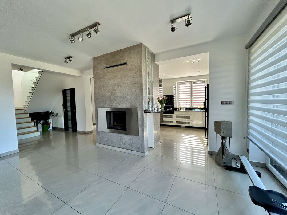 Dom jednorodzinny Ropica Polska Gorlice