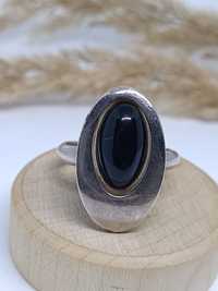 Widoczny pierścionek ze srebra, srebro 925