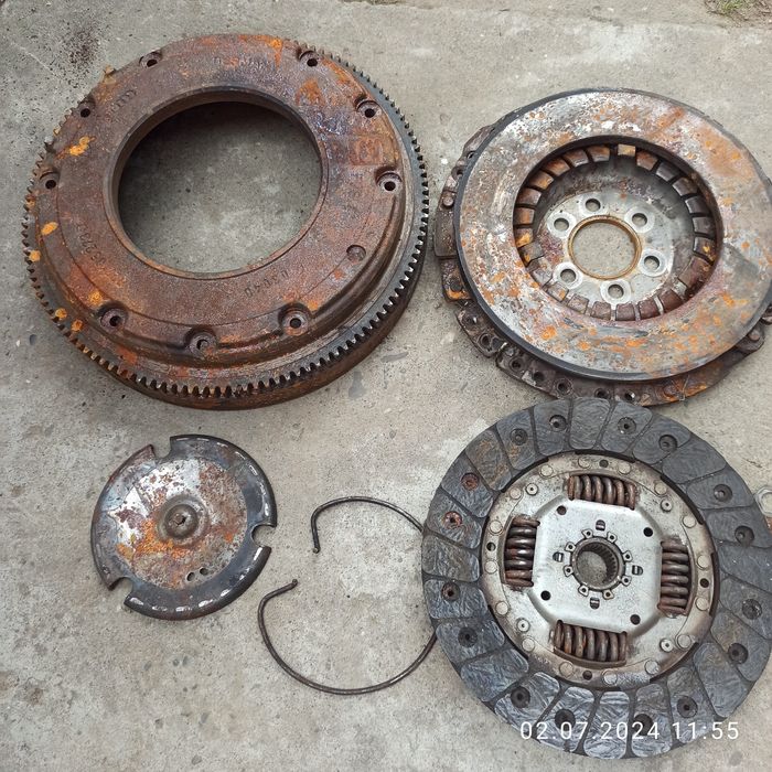 Зчеплення гольф 4  1.4 комплект