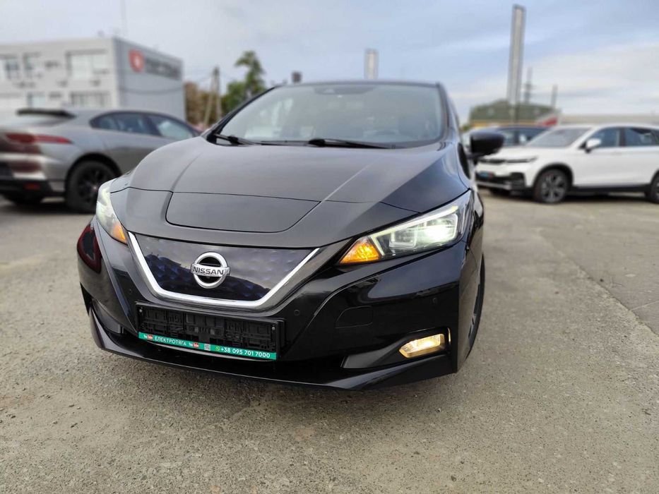 NISSAN LEAF II N-Connecta 40 квт на 270 км