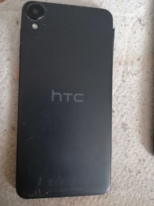 Telefon HTC desire 820