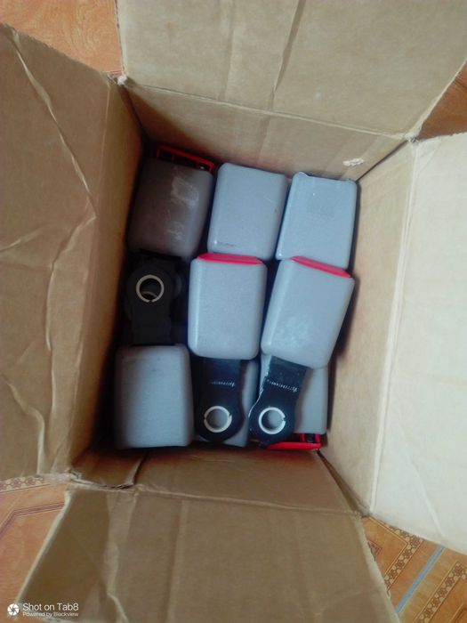 Замки для ремней безопасности