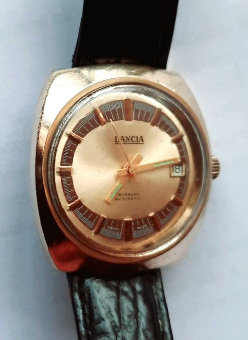 2 relógios: Hormise de mergulho e Lancia automático plaquet ouro