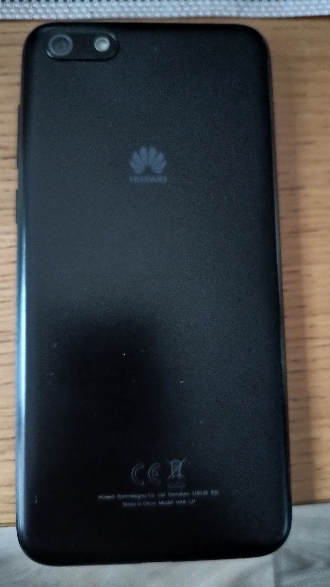 Huawei Y5 2018 smatfon