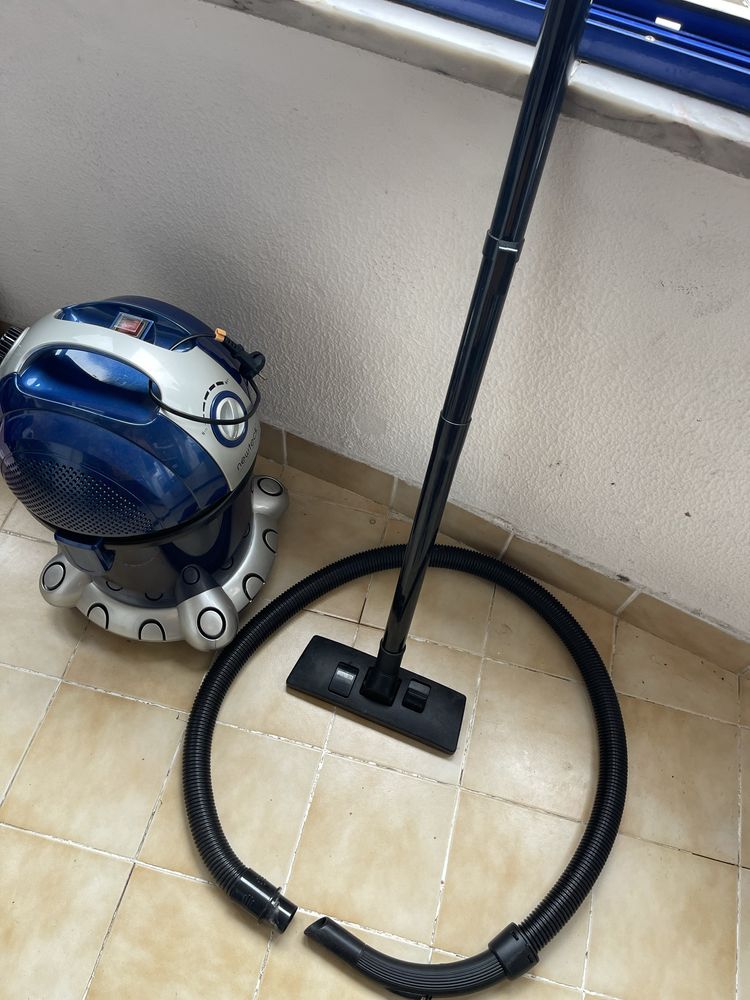 Aspirador industrial com filtro d’agua
