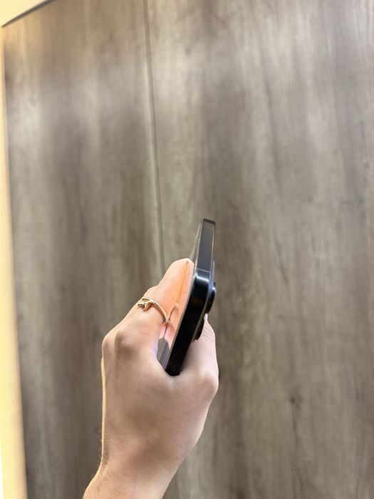 Used IPHONE 16Pro Max 512 Black Titanium Neverlock IGRAND