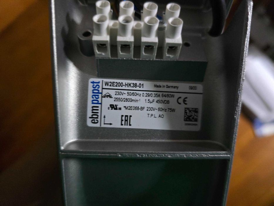 Ventilador axial Ebm-papst W2E200-HK38-01