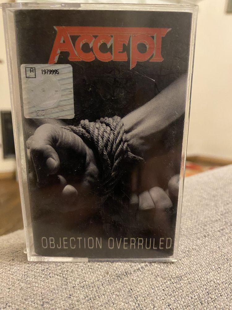 Sprzedam kasetę oryginalną „Accept”