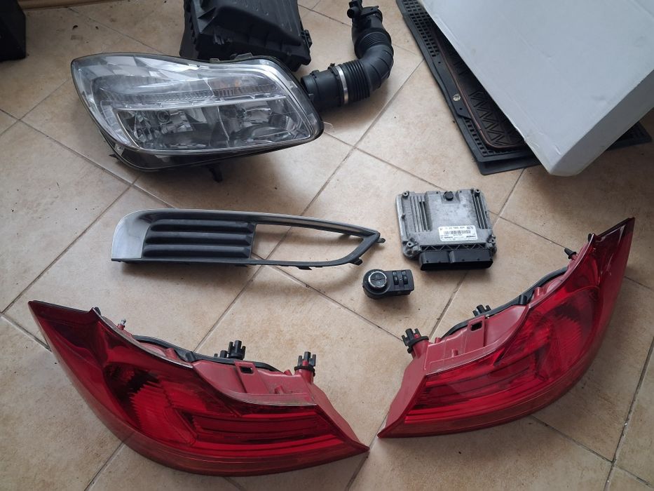 Opel insignia  lampy tył    filtr